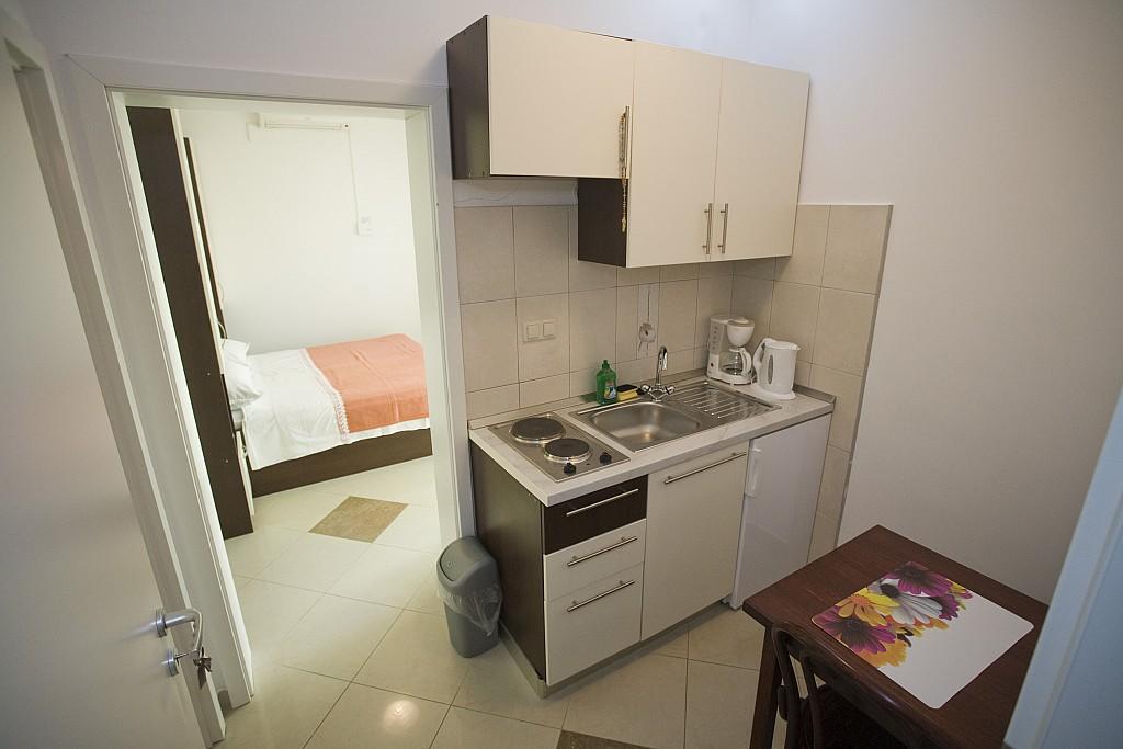 Apartments Rubic โอมิช ห้อง รูปภาพ